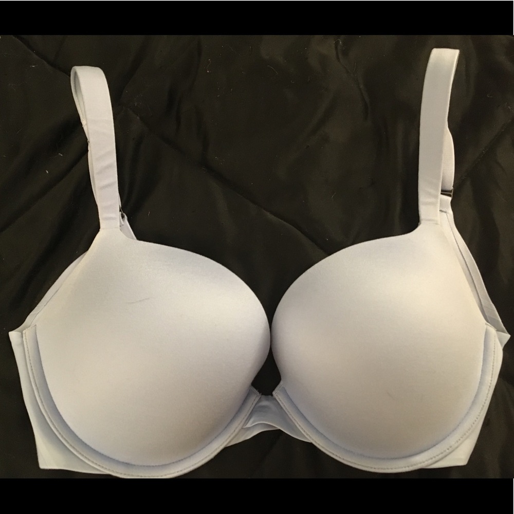 Spanx “Pillow Cup” Bra, slight push up, size 32DD